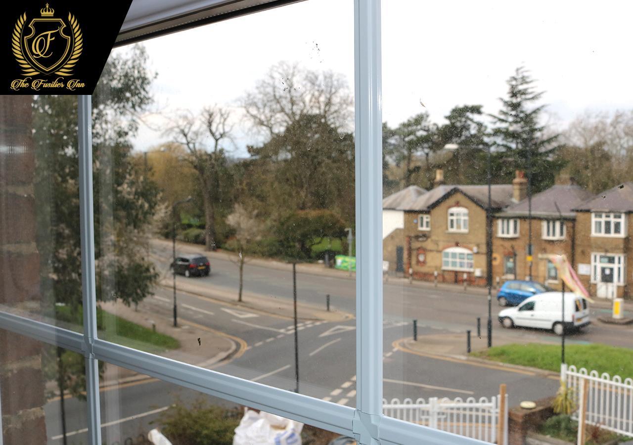 Fusilier Inn Wembley Ngoại thất bức ảnh