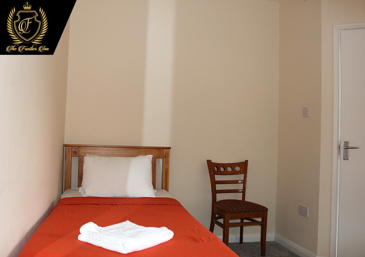 Fusilier Inn Wembley Ngoại thất bức ảnh